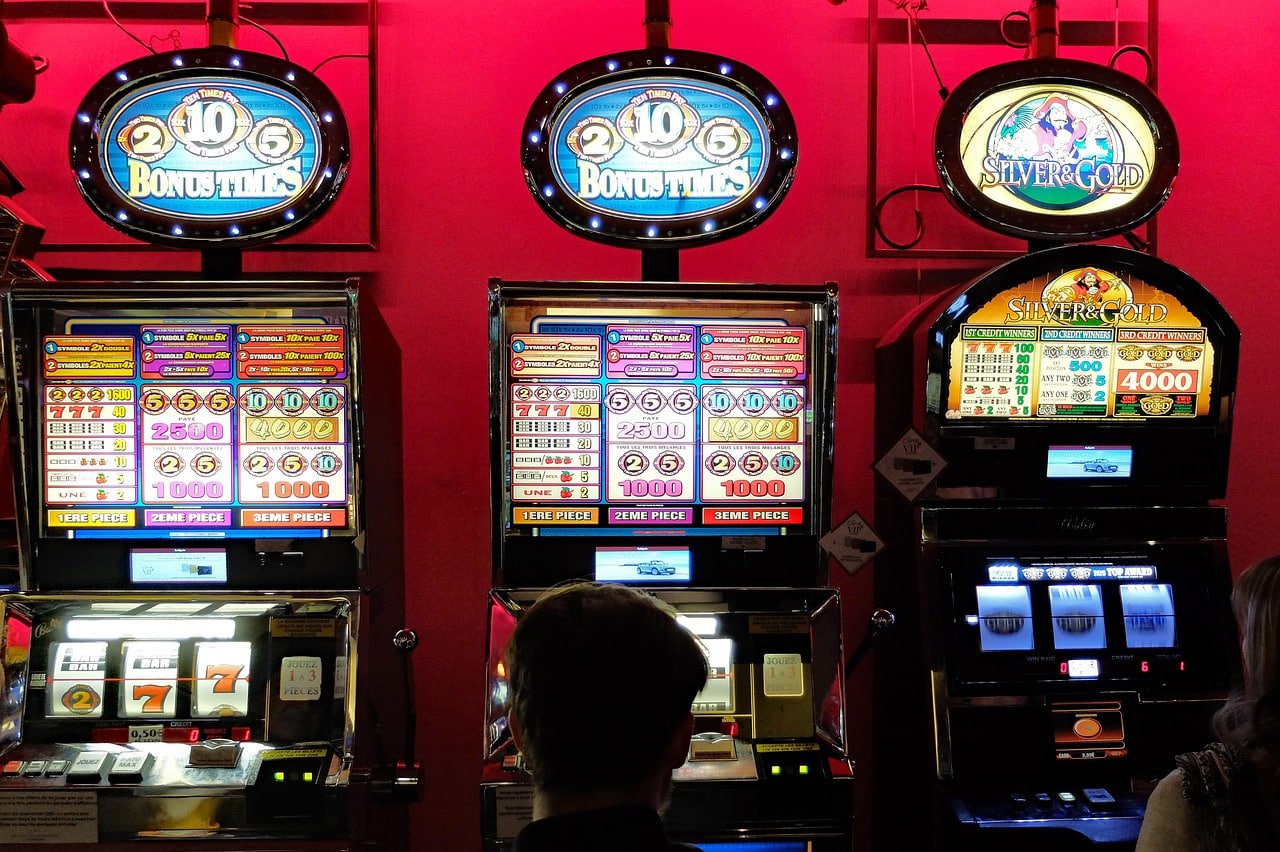ea4266f2 live casino real dealer baccarat table on mobile Philippines